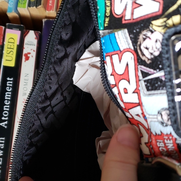 Star Wars LOUNGEFLY Barrel Crossbody Bag - Picture 9 of 11